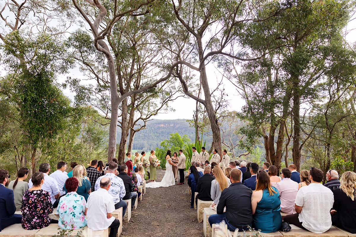 glenworth valley central coast wedding ceremony at the look out